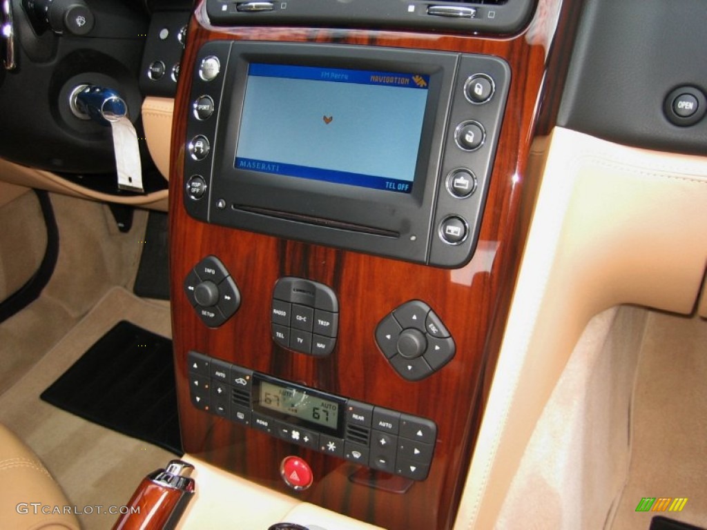 2006 Maserati Quattroporte Standard Quattroporte Model Controls Photo #60952413