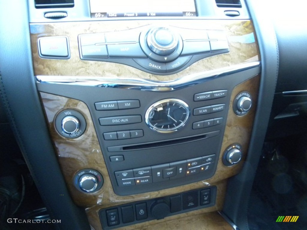 2011 Infiniti QX 56 4WD Controls Photo #60954149