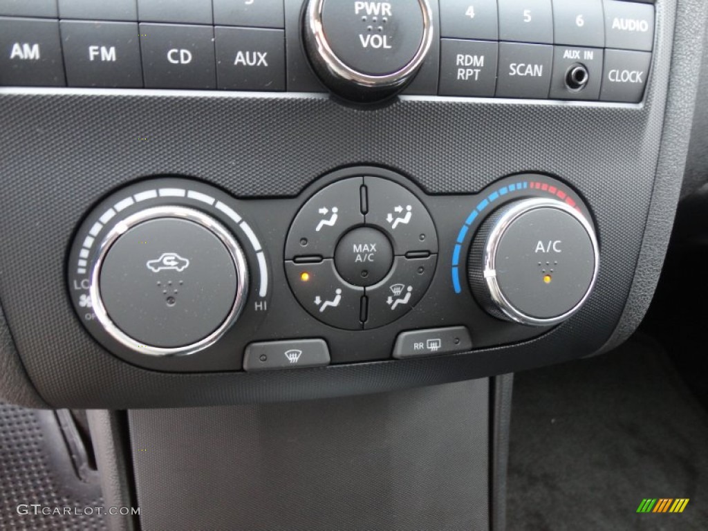 2012 Nissan Altima 2.5 S Coupe Controls Photo #60955092