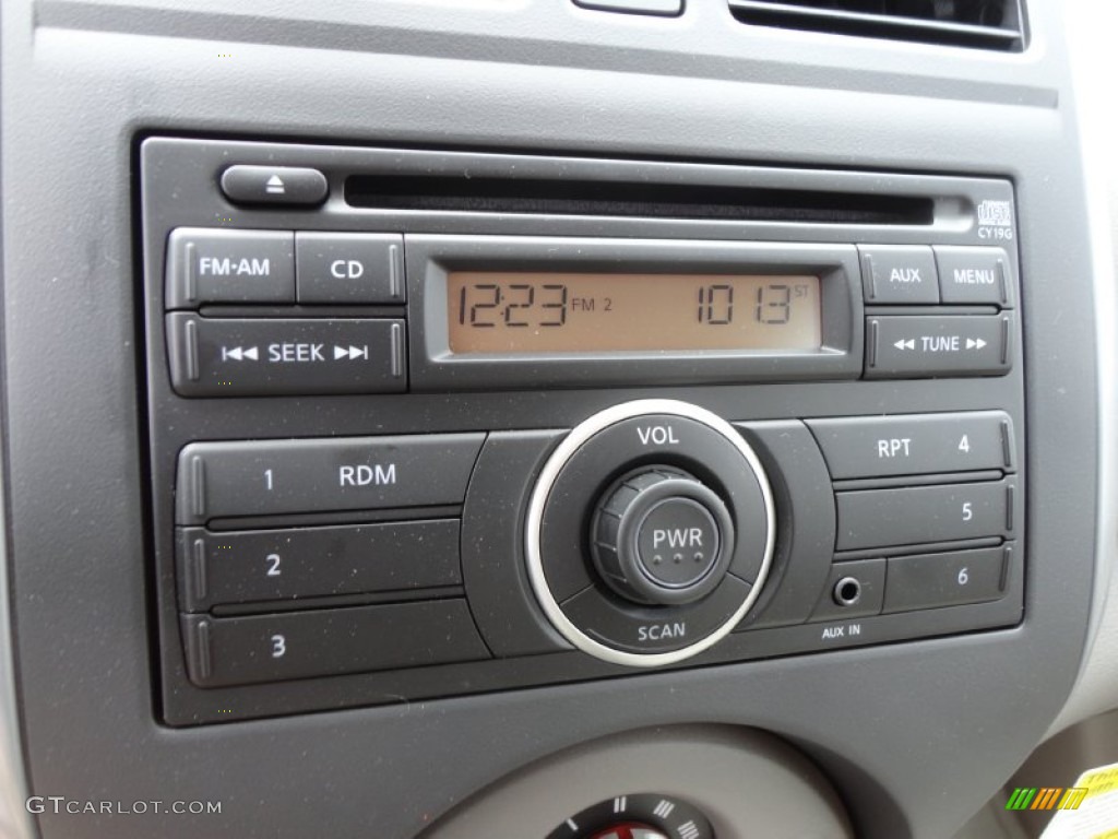 2012 Versa 1.6 SV Sedan - Blue Onyx Metallic / Sandstone photo #18