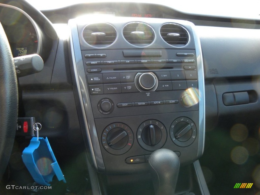 2011 Mazda CX-7 i SV Controls Photo #60958635