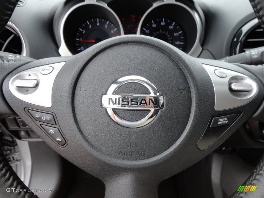 2012 Nissan Juke SV Black/Silver Trim Steering Wheel Photo #60959058