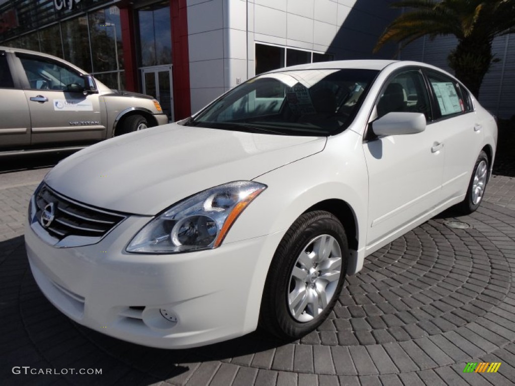 2012 Altima 2.5 S - Winter Frost White / Blonde photo #1