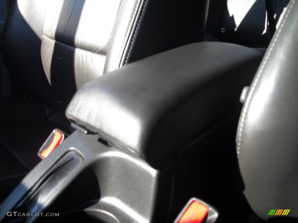2002 Legacy GT Limited Sedan - Black Granite Pearl / Gray photo #24