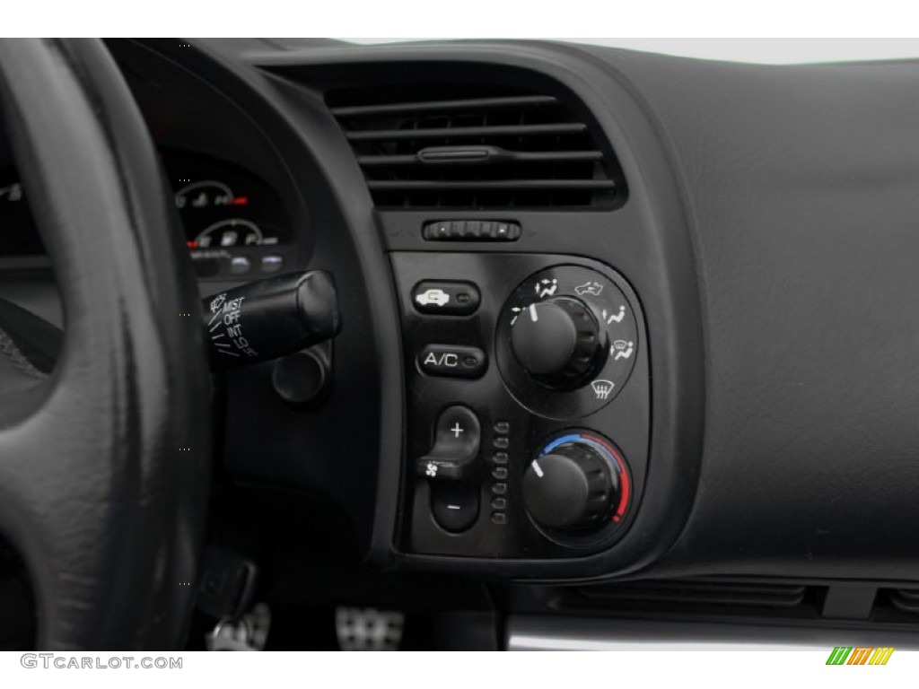 2005 Honda S2000 Roadster Controls Photo #60961746