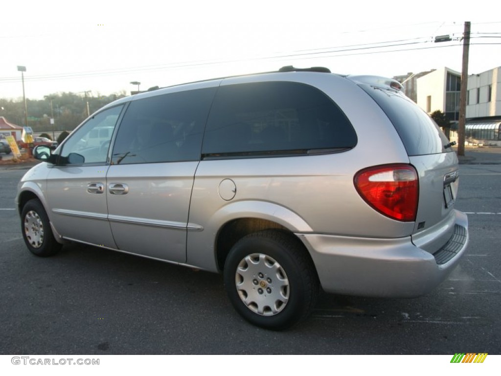 2002 Town & Country LX - Bright Silver Metallic / Taupe photo #6