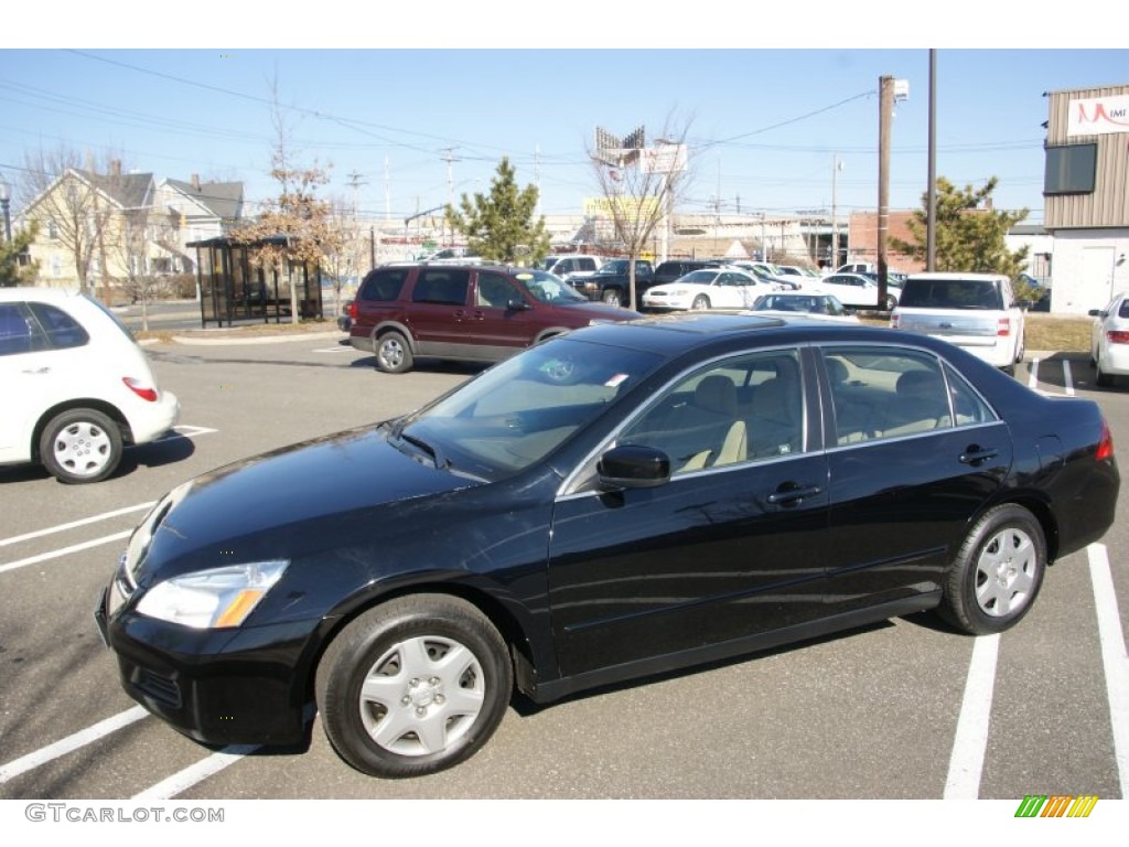 2007 Accord LX Sedan - Nighthawk Black Pearl / Gray photo #1
