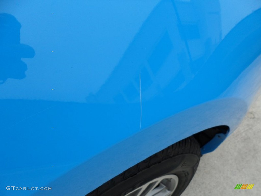 2010 Mustang V6 Convertible - Grabber Blue / Stone photo #16