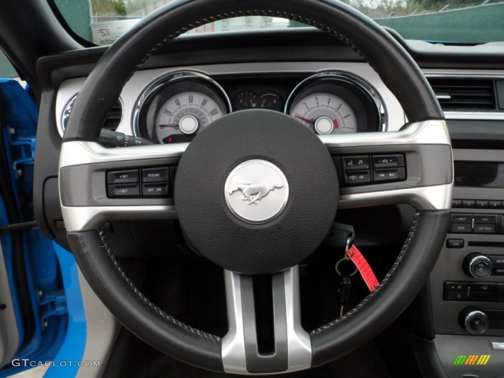 2010 Mustang V6 Convertible - Grabber Blue / Stone photo #31