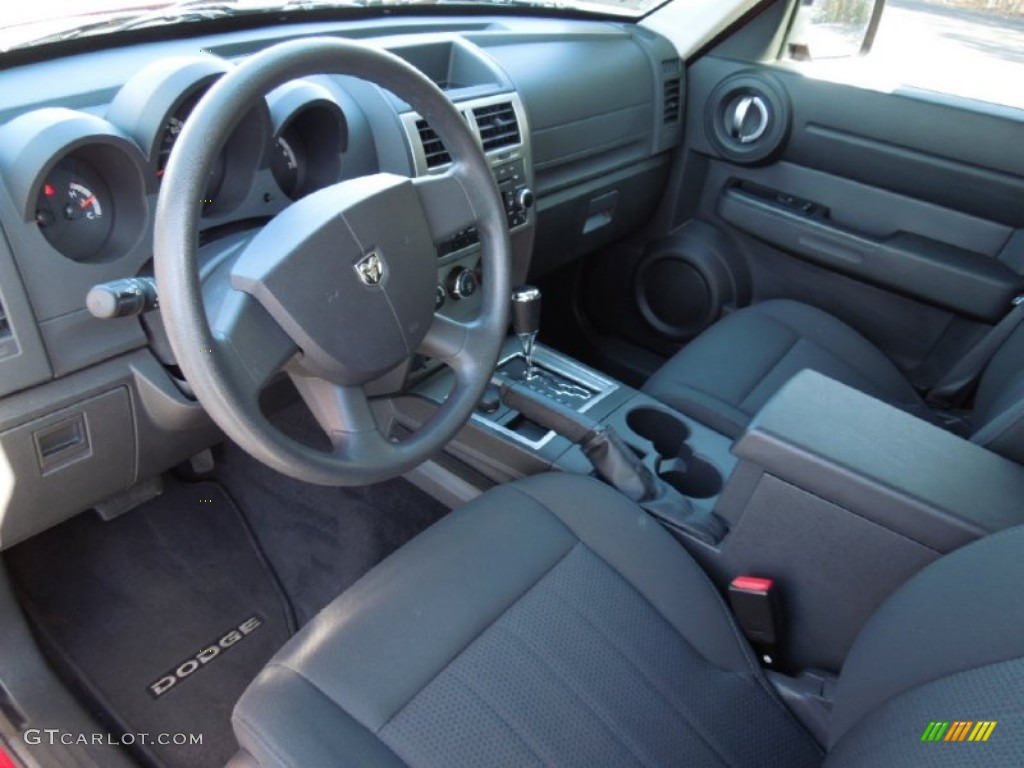 Dark Slate Gray Interior 2011 Dodge Nitro Heat 4x4 Photo #60965673