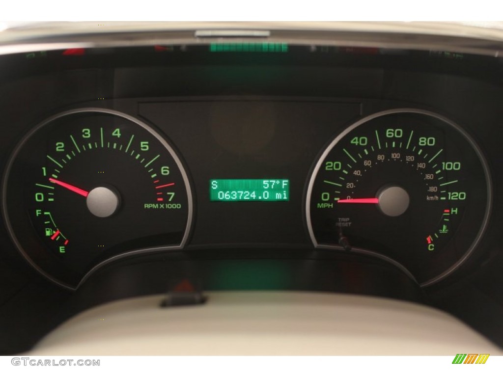 2006 Ford Explorer XLT 4x4 Gauges Photos