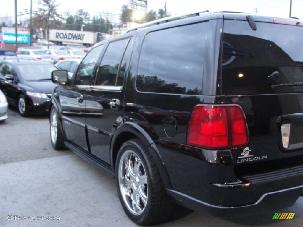 2006 Navigator Ultimate - Black / Camel photo #9