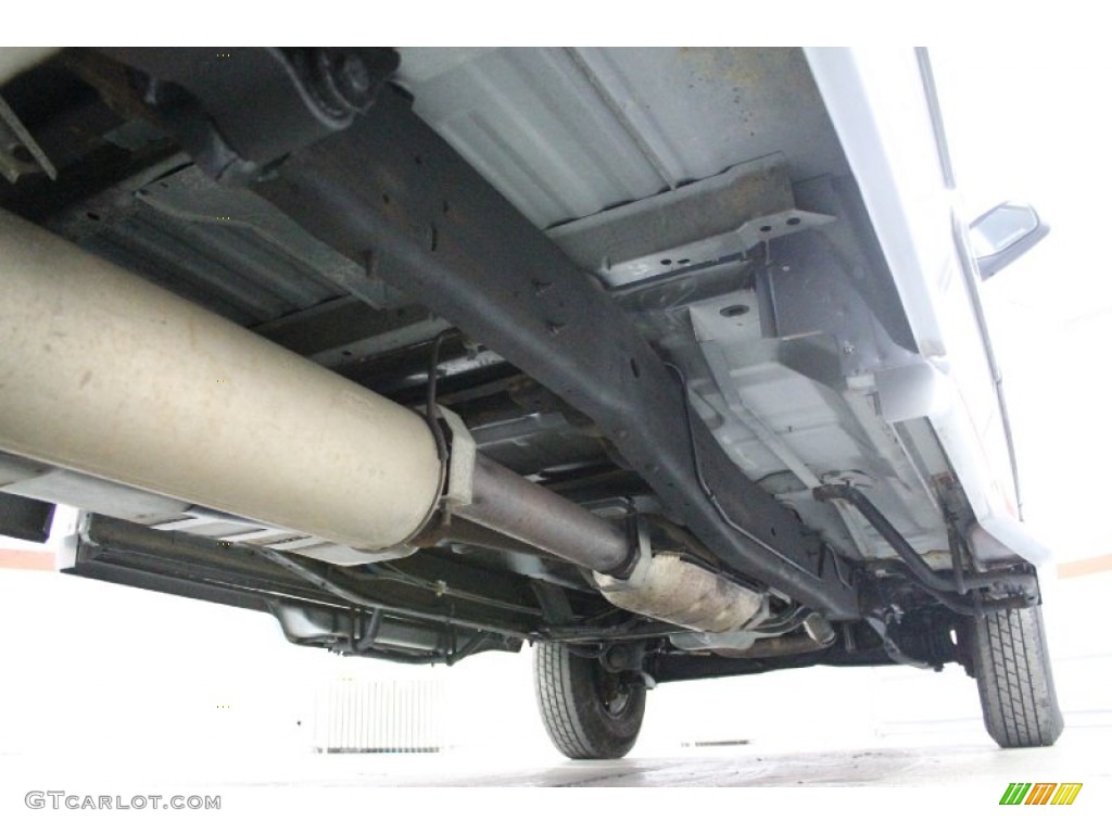 1996 Ford F250 XLT Extended Cab Undercarriage Photos