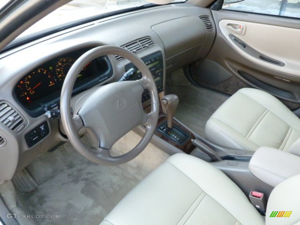 Beige Interior 1996 Lexus ES 300 Photo #60970650