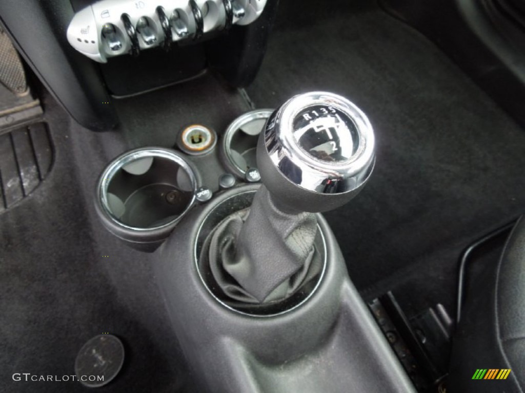 2009 Mini Cooper Clubman 6 Speed Manual Transmission Photo #60978793