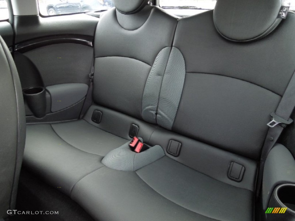 2009 Mini Cooper Clubman Rear Seat Photo #60978847