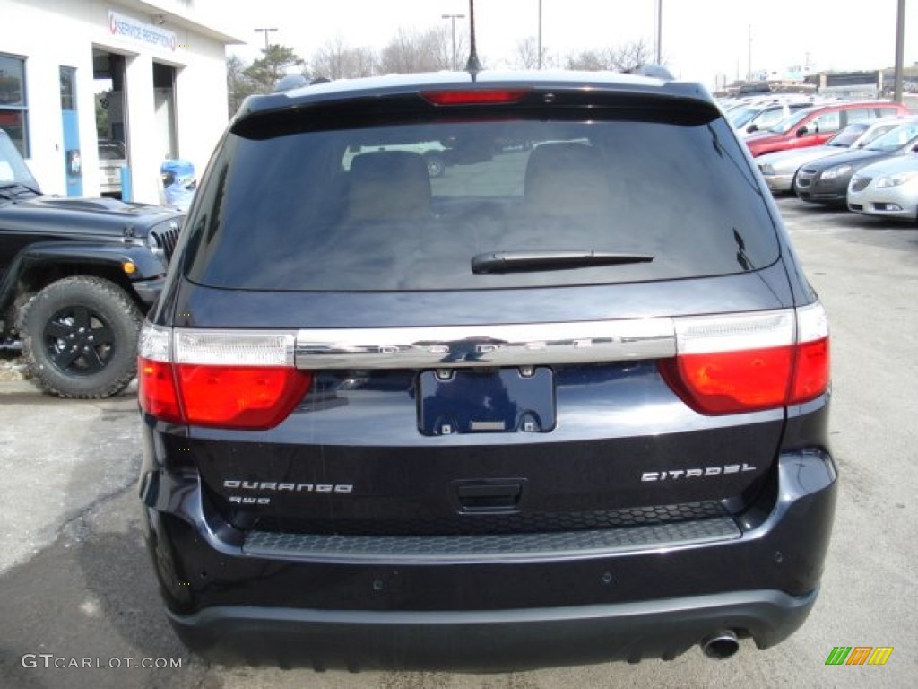 2011 Durango Citadel 4x4 - Blackberry Pearl / Black/Tan photo #7