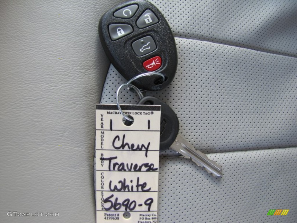 2011 Chevrolet Traverse LTZ AWD Keys Photo #60982465