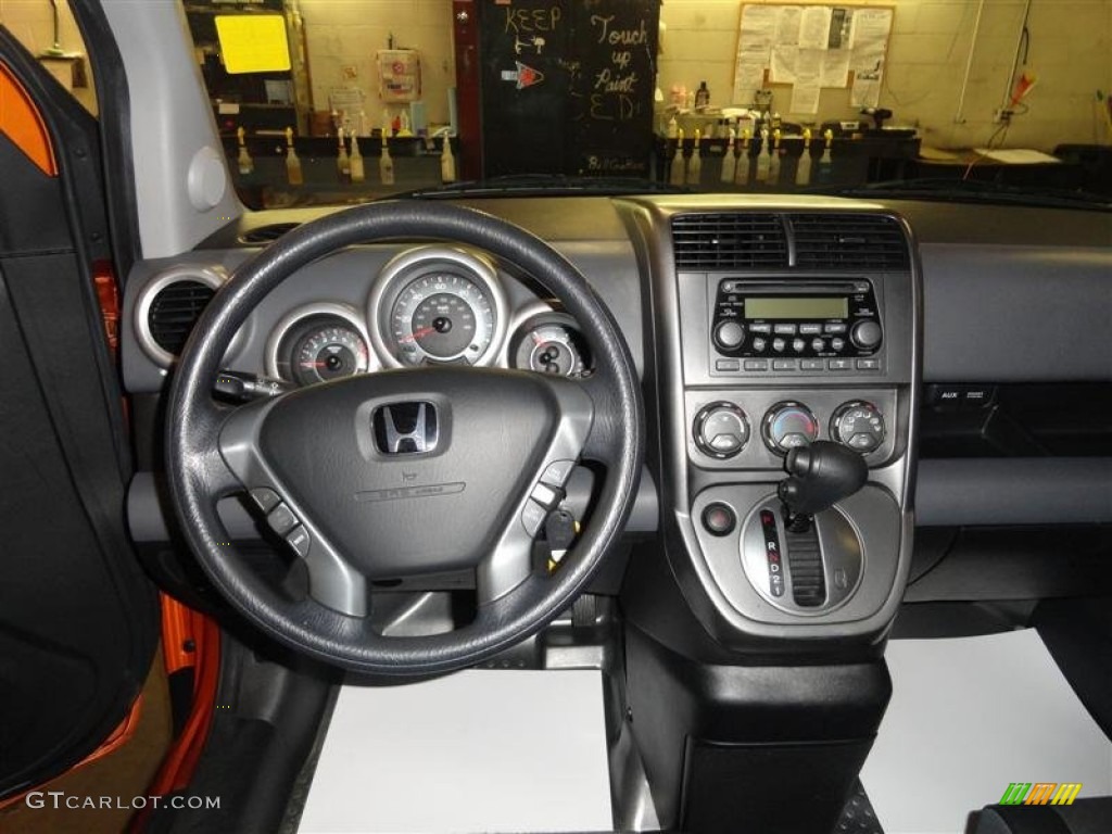 2006 Honda Element EX-P Black/Gray Dashboard Photo #60983551