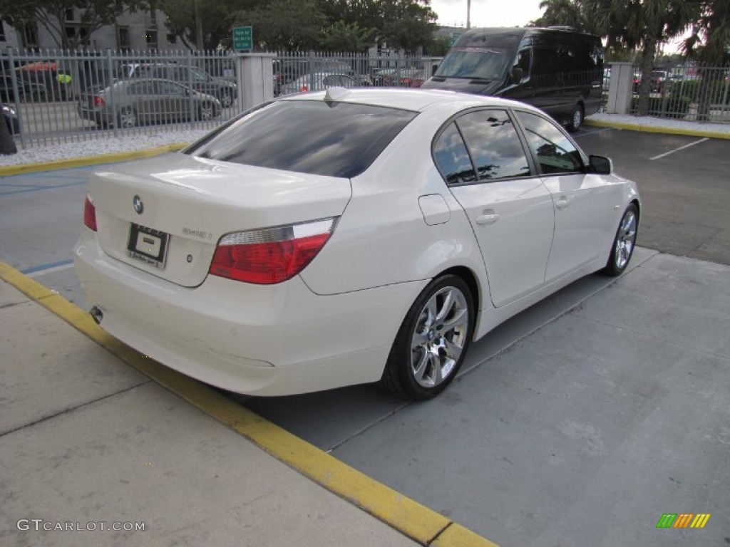 2005 5 Series 545i Sedan - Alpine White / Black photo #4