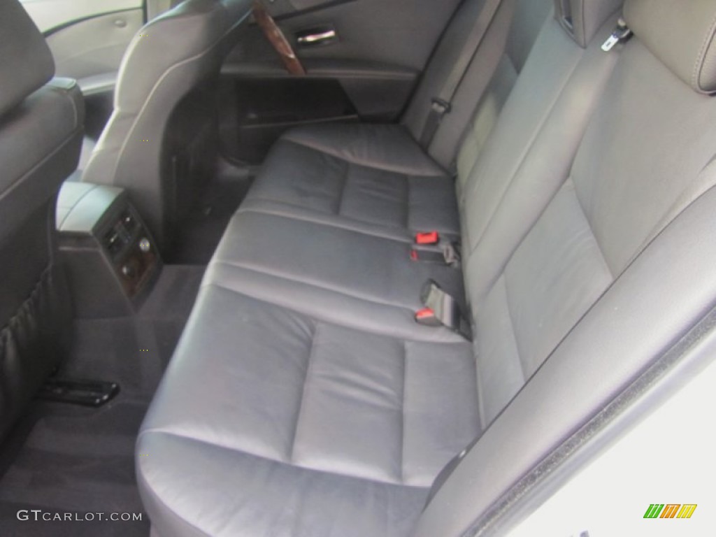 2005 5 Series 545i Sedan - Alpine White / Black photo #12