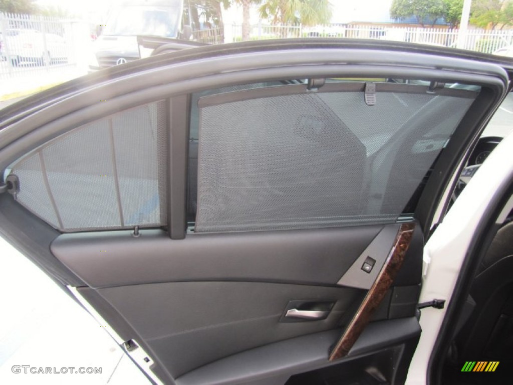 2005 5 Series 545i Sedan - Alpine White / Black photo #14