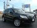 Deep Black Metallic - Tiguan SE Photo No. 1