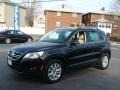 Deep Black Metallic - Tiguan SE Photo No. 3