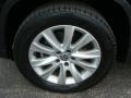 2009 Volkswagen Tiguan SE Wheel and Tire Photo