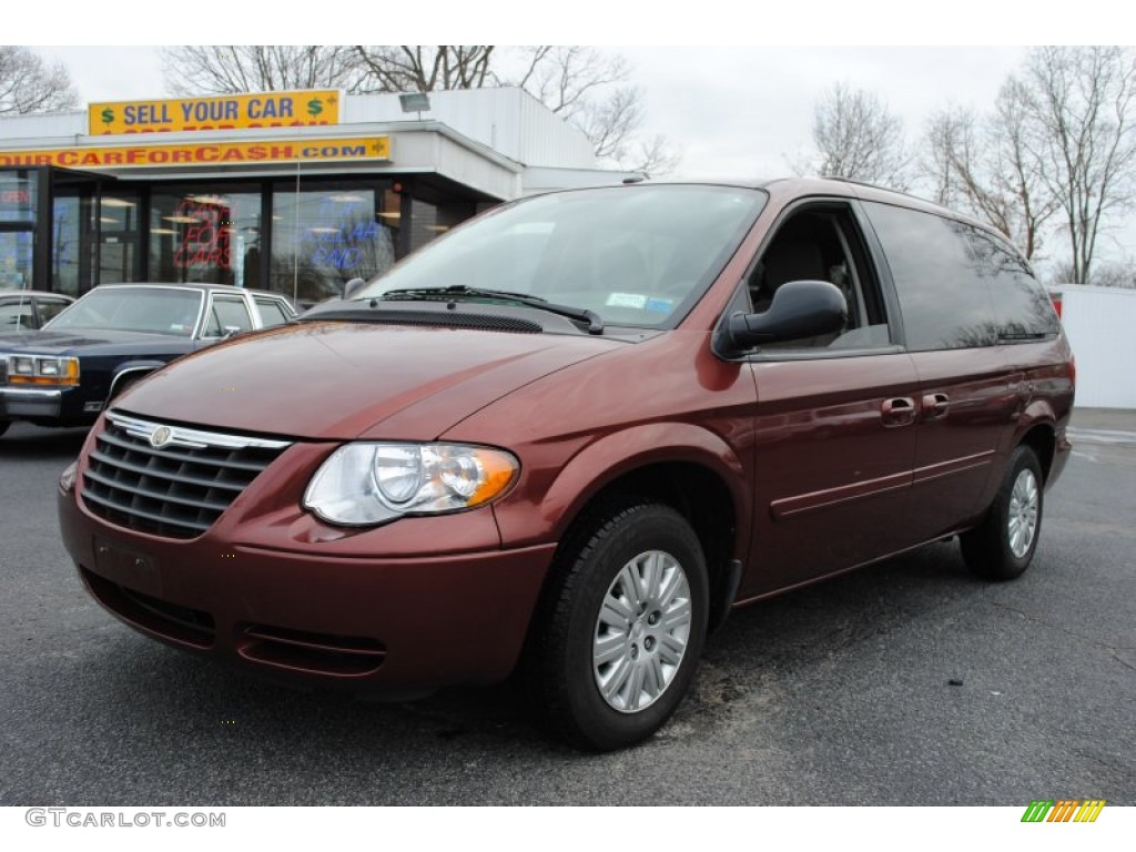 2007 Town & Country LX - Cognac Crystal Pearl / Dark Khaki/Light Graystone photo #1