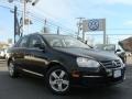 Black Uni - Jetta SE Sedan Photo No. 1