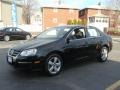 Black Uni - Jetta SE Sedan Photo No. 3