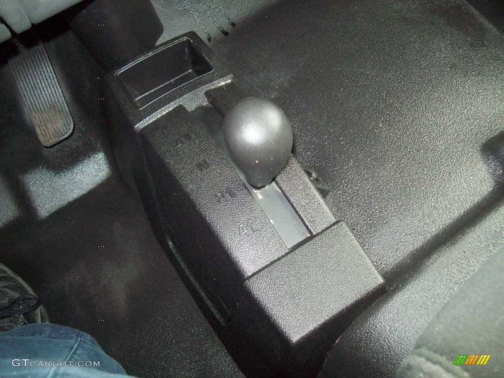 2007 Silverado 1500 Work Truck Extended Cab 4x4 - Doeskin Tan / Dark Titanium Gray photo #24