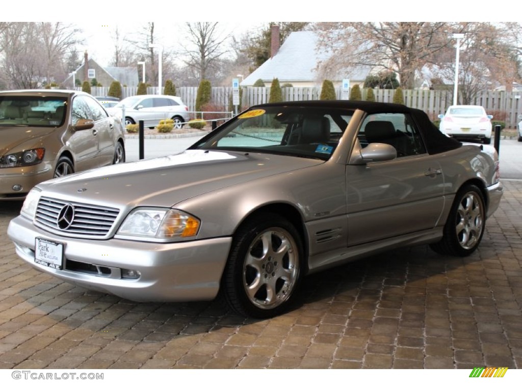 Silver Arrow Ultra Metallic Mercedes-Benz SL