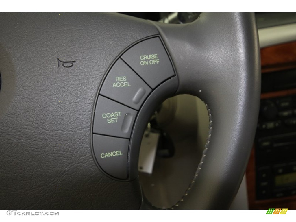 2004 Kia Amanti Standard Amanti Model Controls Photo #60990079