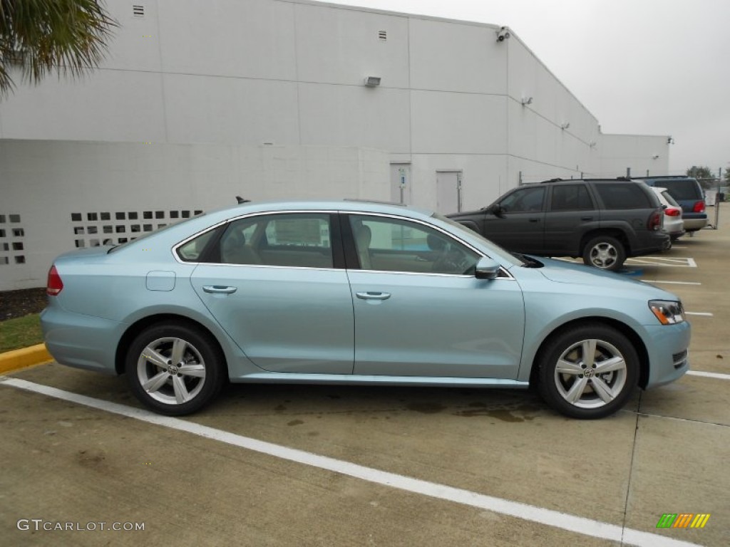 Glacier Blue Metallic 2012 Volkswagen Passat 2.5L SE Exterior Photo #60990172