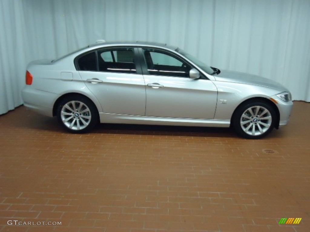 2011 3 Series 328i xDrive Sedan - Titanium Silver Metallic / Black photo #3