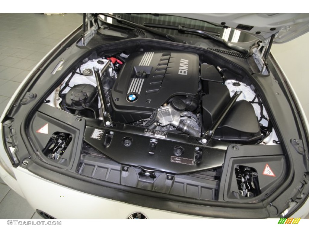 2011 BMW 5 Series 528i Sedan 3.0 Liter DOHC 24-Valve VVT Inline 6 Cylinder Engine Photo #60991763