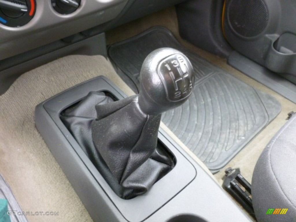 2004 GMC Canyon SLE Extended Cab 4x4 5 Speed Manual Transmission Photo #60992044
