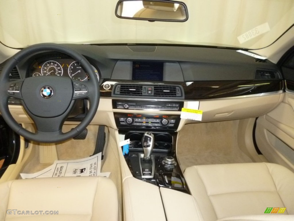 2011 BMW 5 Series 535i xDrive Sedan Venetian Beige Dashboard Photo #60992170