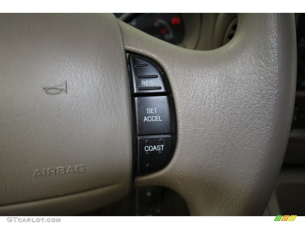 2001 Expedition XLT - Arizona Beige Metallic / Medium Parchment photo #28