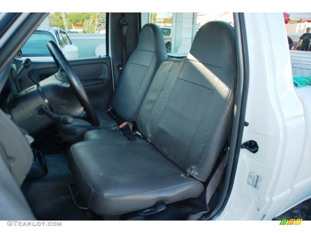 2001 Ranger Regular Cab - Oxford White / Dark Graphite photo #8