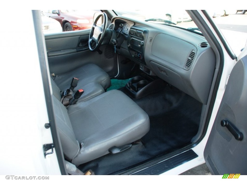 2001 Ranger Regular Cab - Oxford White / Dark Graphite photo #14