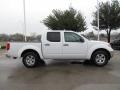 Avalanche White - Frontier LE Crew Cab Photo No. 6