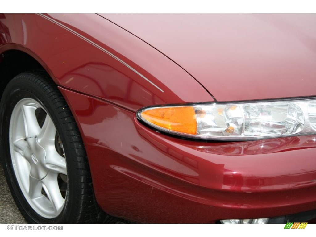 2004 Alero GL1 Sedan - Sport Red / Pewter photo #7