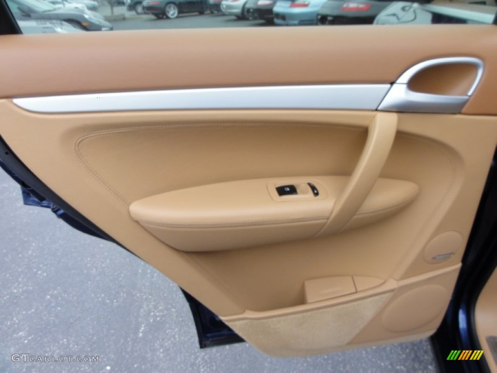 2006 Porsche Cayenne Turbo Havanna/Sand Beige Door Panel Photo #61002007