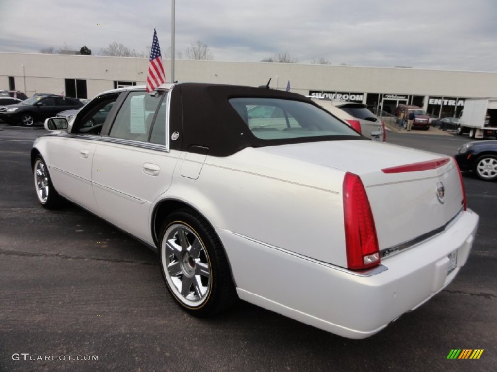 White Lightning 2006 Cadillac DTS Standard DTS Model Exterior Photo #61004983
