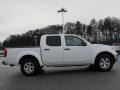 2011 Avalanche White Nissan Frontier SV Crew Cab  photo #6