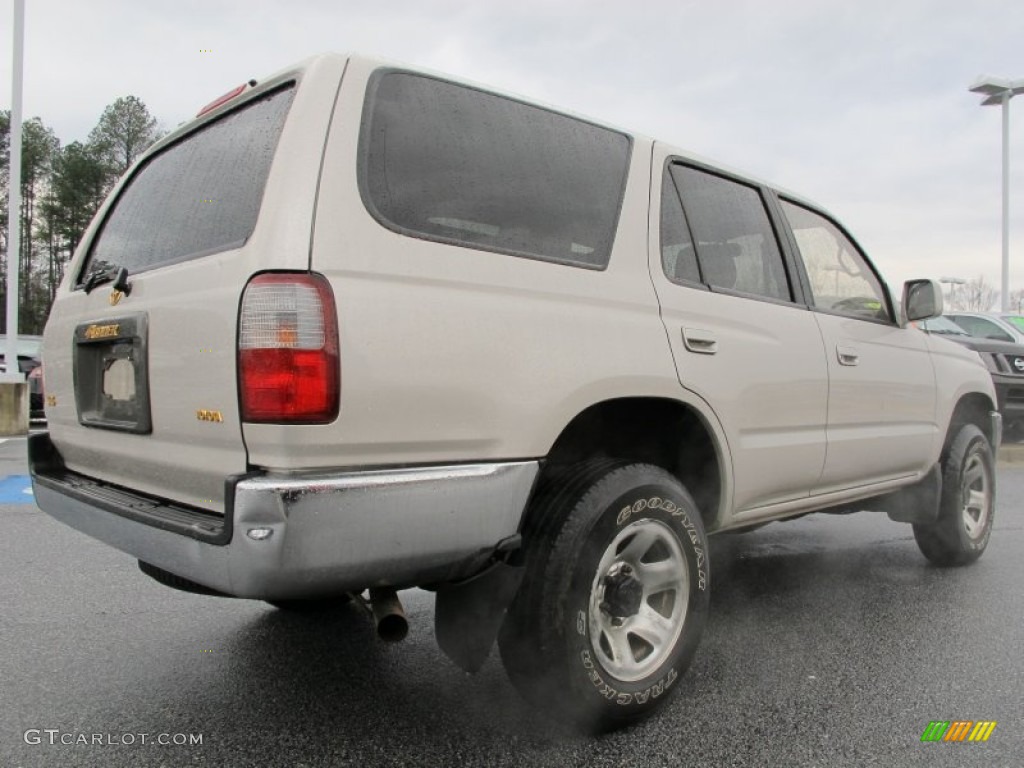 1996 4Runner SR5 - Desert Dune Metallic / Beige photo #5
