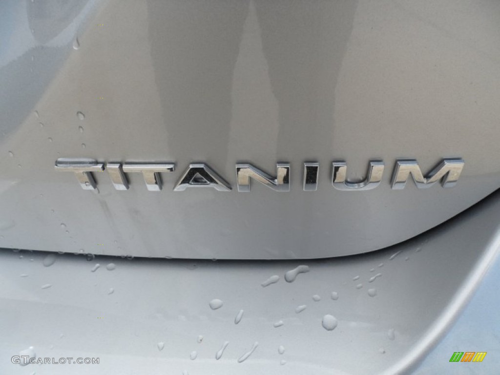 2012 Focus Titanium 5-Door - Ingot Silver Metallic / Charcoal Black photo #15